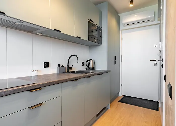 Reymonta 24 Comfort Spot By Bookinghost Appartement *